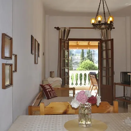 Apartment Alexandros & *